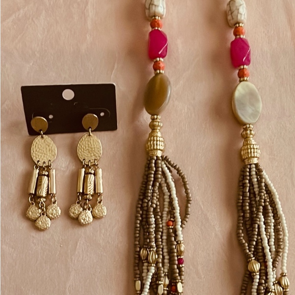 Chico's Gold Taupe Coral Pink Beaded Multi-Strand Necklace & Earrings